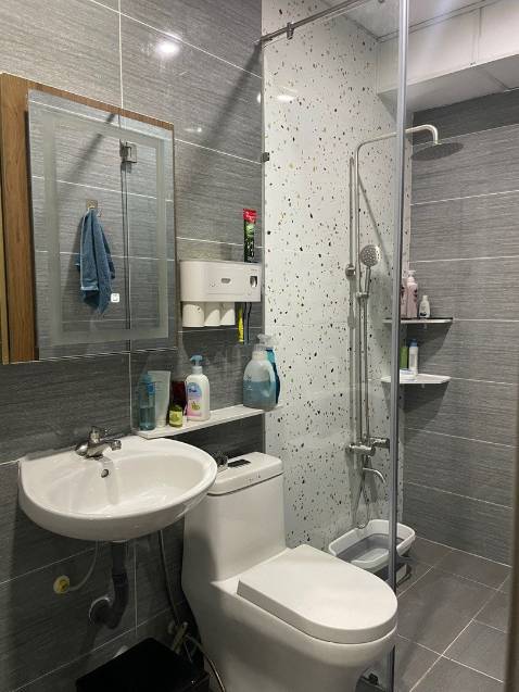 Cố tìm điểm chê nhưng không có gì để chê :v nhựa đẹp không có mùi nồng như mấy hàng đểu, tiện lợi gọn gàng, dễ sử dụng. 10đ cho Tiki về dịch vụ giao hàng rất nhanh, đặt buổi sáng chiều giao liền dù là không phải hỏa tốc. Shop đóng gói cẩn thận