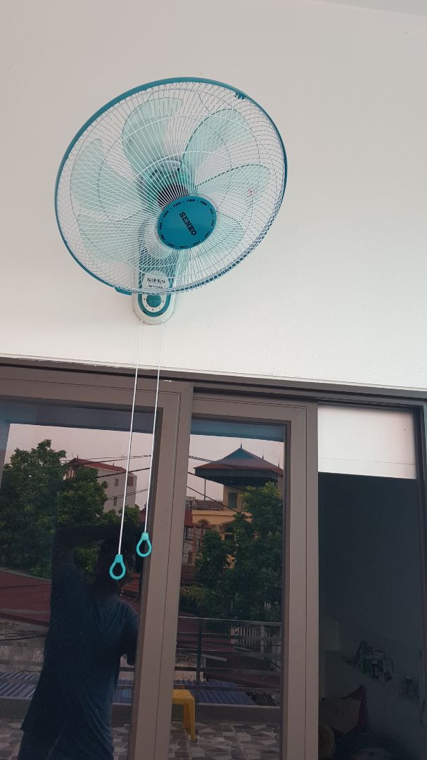 SP của Senko nói thật không chê vào đâu. Mỗi cái hệ thống hơi kém
, ngoài bắc mà hỏng xác định vứt. 3 tháng mua 5 cái quạt mà gọi shop, shop kêu gọi số đt bảo hành. gọi số bảo hành lại cho số a thợ sửa (vì chúng e tận trong nam). Thôi ngoài Bắc nên đổi sp khác đi