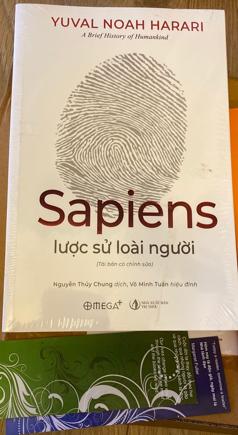 Sách giao hơi lâu, nhưng đóng gói kỹ lưỡng và chất lượng tốt. Quyển sách nội dung hay nên khuyến khích mọi người mua đọc.