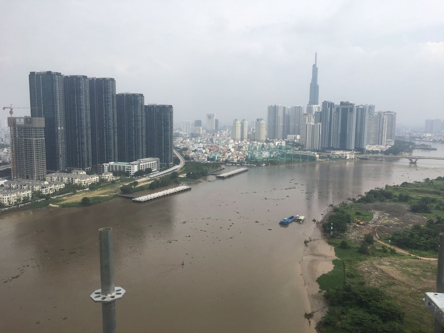 Sản phẩm tốt trong tầm giá, đặt hàng là Imou Ranger 2 A42P-B nhưng shop giao lại là Ranger 2 A42P-D tuy nhiên dùng cũng tạm ổn, sp made in Việt Nam nhé mn. (Góp ý: Shop nên báo cho khách hàng nếu ko có sp/ sp tương tự để tránh mua rồi lại phải đổi thì mất tg)