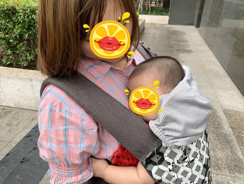 Địu mềm, đeo khá dễ
Bé nhà mình rất hợp tác Địu mềm, đeo khá dễ
Bé nhà mình rất hợp tác