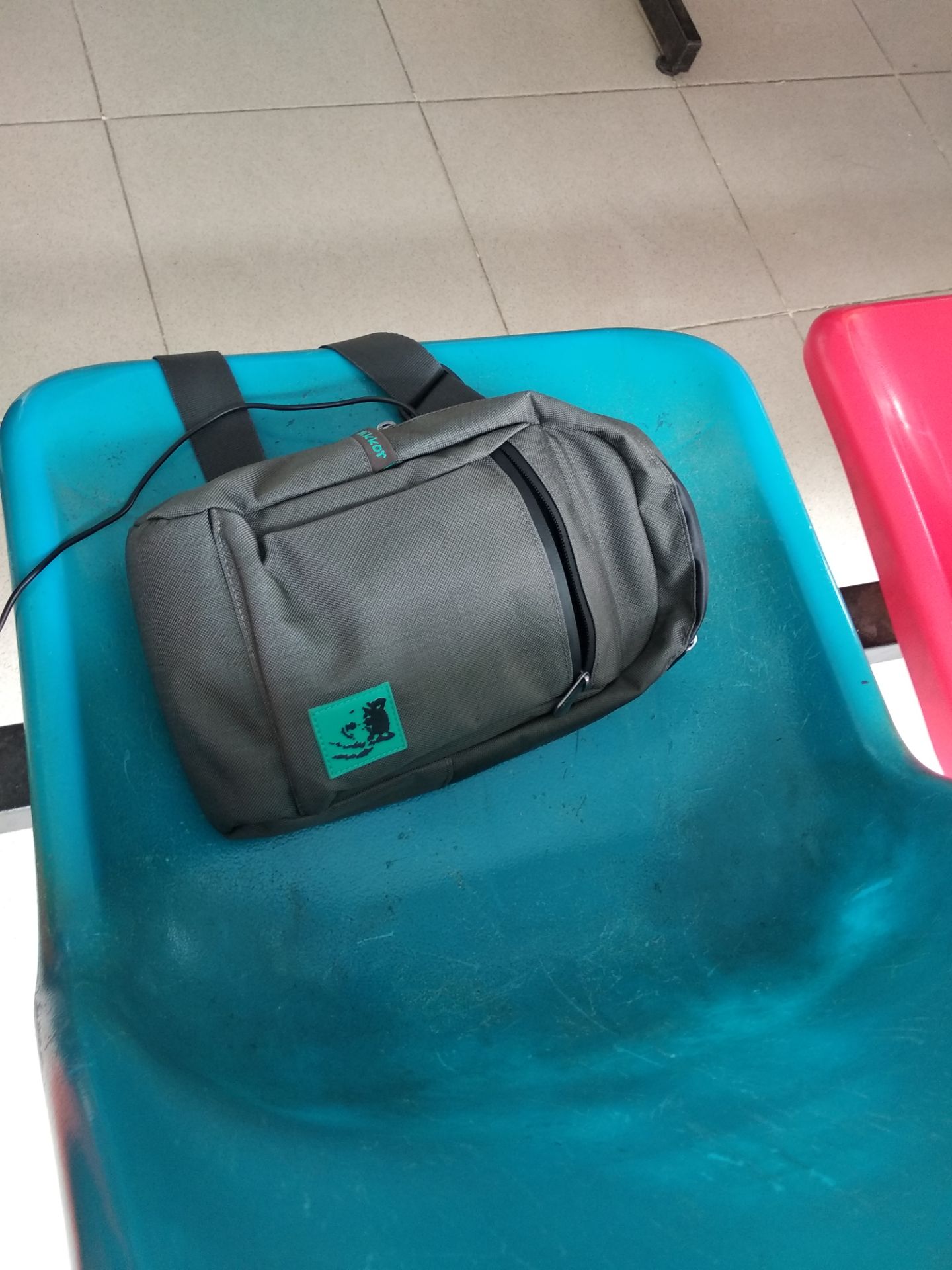 đẹp, chất lượng, đáng tiền hơn hàng fake, ủng hộ hàng việt