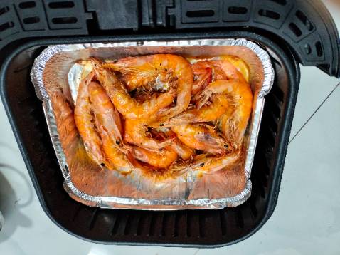 Kiểu dáng đẹp , lồng to , hiện tại đang xài thấy tốt ..hy vọng sẽ bền với thời gian .. tiếc là có ghi tặng kèm bình siêu tốc mà không thấy hơi buồn chút