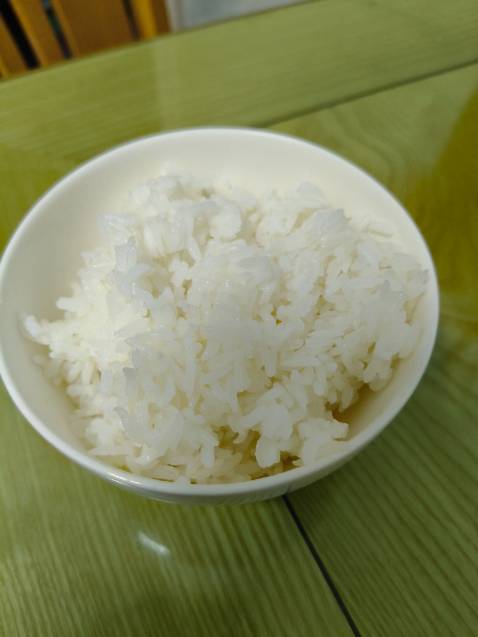 Cơm dẻo, mềm ngon, giá đang rẻ nữa. Giao hàng siêu nhanh ạ.