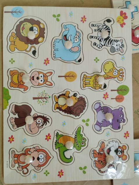 Nhìn ảnh mình chụp nè còn đẹp hơn cả ảnh mẫu, đấy là đt đang còn có 10% pin nên hơi tối đó. Thấy nhà hàng xóm có nên tiki đặt ngày về cho con, giao hàng nhanh như cơn gió luôn ý, sáng sớm đặt chiều nhận đc. Tiki dạo này giao hàng tốt ghê ta. Hàng shop chuẩn xịn ngon bổ rẻ, mọi ng nên mua nha