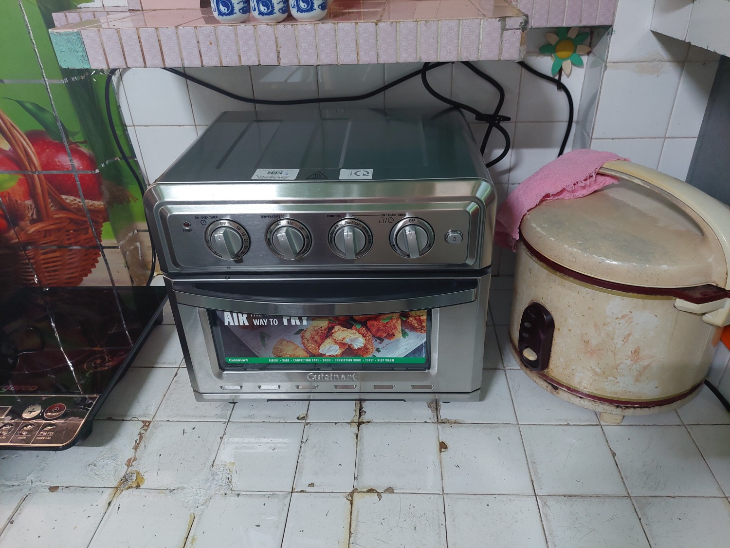 Cái lò rất gọn và rất tốt. Dưới đich nó còn có 1 lớp sàn bằng sắt rất dễ vệ sinh. Mình xem trên youtube thì mới phát hiện ra.
Đây là link youtube mà mình xem review
https://www.youtube.com/watch?v=UE6znT3xS5w&t=427s&ab_channel=EverythingKitchens Cái lò rất gọn và rất tốt. Dưới đich nó còn có 1 lớp sàn bằng sắt rất dễ vệ sinh. Mình xem trên youtube thì mới phát hiện ra.
Đây là link youtube mà mình xem review
https://www.youtube.com/watch?v=UE6znT3xS5w&t=427s&ab_channel=EverythingKitchens