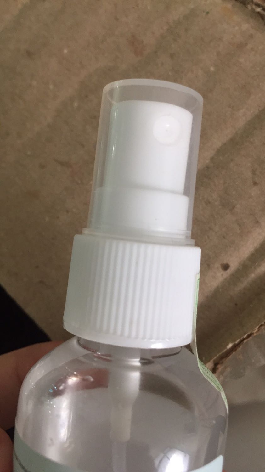 Có tem mác đầy đủ, nước trong, không có mùi hôi khó chịu, mùi rất the, tập trung tinh thần