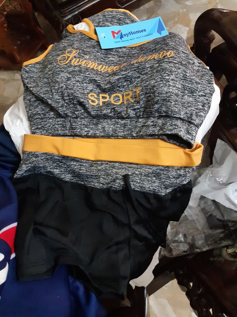 rất ưng ý
sản phẩm vải mát, chất tốt
mn có thể chọn mu