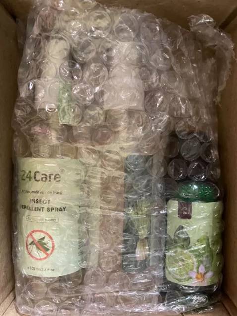 Mình đã dùng qua rồi nên rất thích mùi này hi. Hiệu quả an toàn cho trẻ em luôn. Midnh k coa chụp hình lai giao hàng rất nhanh nha :))) Mình đã dùng qua rồi nên rất thích mùi này hi. Hiệu quả an toàn cho trẻ em luôn. Midnh k coa chụp hình lai giao hàng rất nhanh nha :)))