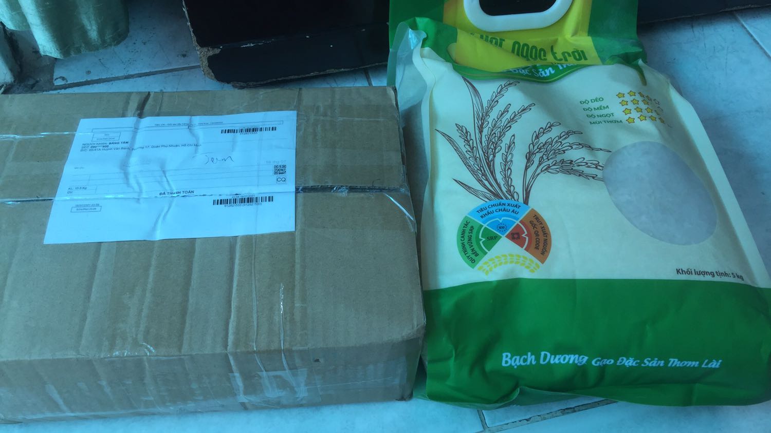 Mình đặt 10kg đã thanh toán qua zalopay nhưng chỉ nhận 5kg Mình đặt 10kg đã thanh toán qua zalopay nhưng chỉ nhận 5kg