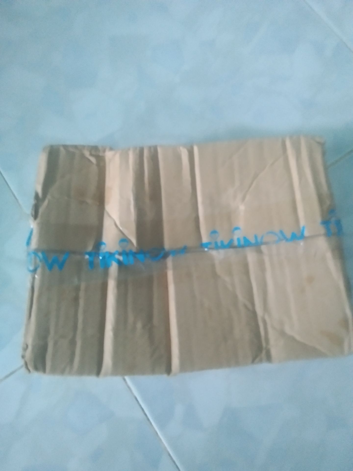 đóng gói quà tệ , vải xấu . Nhưng hàng như hình