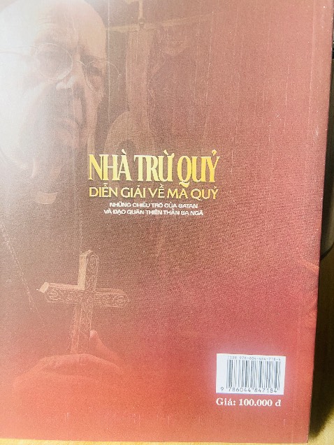 Sách in ấn đẹp. Nội dung hấp dẫn, lôi cuốn. Tài liệu có giá trị của Thiên Chúa Giáo. Cám ơn các bạn.