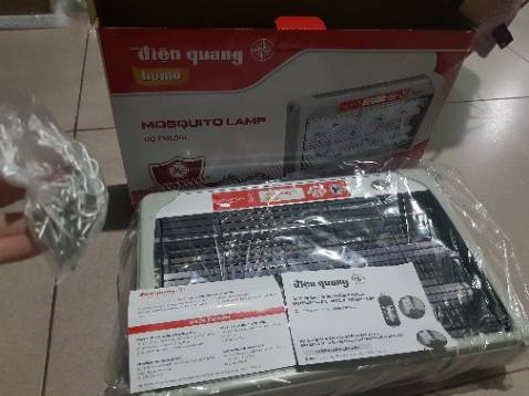 Xem review trên tinh tế youtube thì bảo là ánh sáng an toàn, ko tiếng ồn, ko mùi, dễ dàng vệ sinh, tiết kiệm điện năng tiêu thụ. Thực tế nhận hàng với bao bì tem phiếu bảo hành rất yên tâm. Sp mới tinh, nguyên vẹn, chắc chắn, đẹp, nhẹ, gọn. Thương hiệu tin cậy của gia đình. Về độ bền  lâu thì chắc vài năm cũng ko hư được.😁