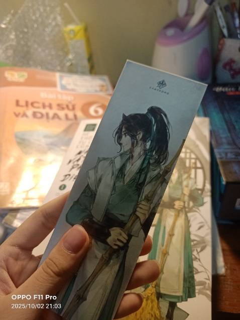 Hàng đẹp, sách xịn, hay. Có hơi bị móp một tí (suêu siêu siêu nhỏ luôn á), nhưng mà giá hạt dẻ, 5 sao luôn.