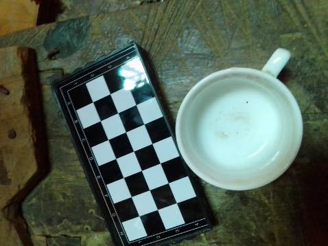 Hàng nhựa ba via tum lùm. Hcjjfkjcnnfkjcnncmmcmnncnmcjmcmmckfkktjfjgjj