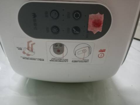 Máy rất tốt nhe mọi người. Mẹ mình xài 2 lần là hết nhức mỏi luôn. 
Trong tầm giá này thì khuyên nên mua máy này
Máy bóp lực rất mạnh. Có sạc bằng sạc type C. Sách hướng dẫn sử dụng tiếng việt rất dễ hiểu.
1 lần sạc xài được 6-8 lần