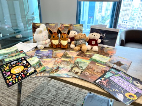 Sách rất đẹp, trình bày minh hoạ rõ ràng, đậm chất lịch sử hào hùng