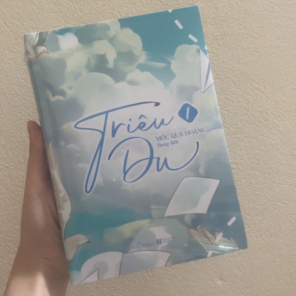 Khâu xử lí hàng quá lâu. Vô check chủ nhật đang xử lí nhưng đến thứ 3 mới bắt đầu giao hàng. Ghi trên hệ thống giao vào t3 trước 19h nhưng mình vô kiểm tra thì thấy 19 rưỡi mới đang vận chuyển. Thật sự thất vọng với bên xử lí hàng của tiki