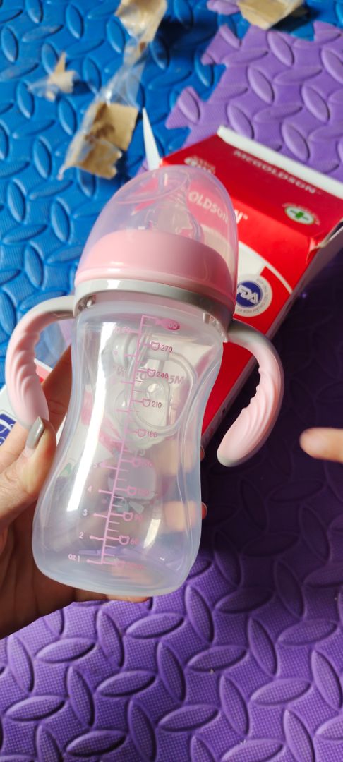 đóng gói đẹp cẩn thận..
bỉnh ổn.. 
tôi hài lòng đóng gói đẹp cẩn thận..
bỉnh ổn.. 
tôi hài lòng