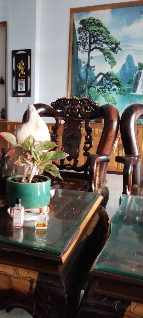 Ok đẹp , những có thêm phần mài dũa móng nữa thì hay hơn