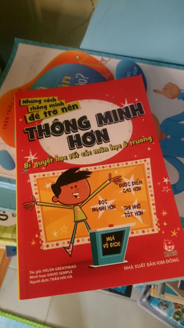 shop giao hàng nhanh, đóng gói cẩn thận.
nhóc nhà mình rất thích đọc.