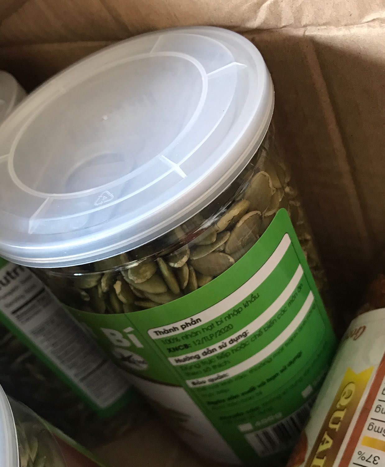 Vỏ cứng quá, ăn rất không tiện