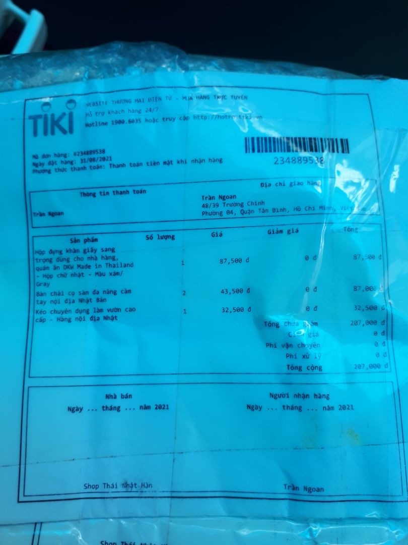shop mình đặt hộp chữ nhật, giá 87.500, sao lại giao cho mình hộp vuông, cho mình đổi lại, tks