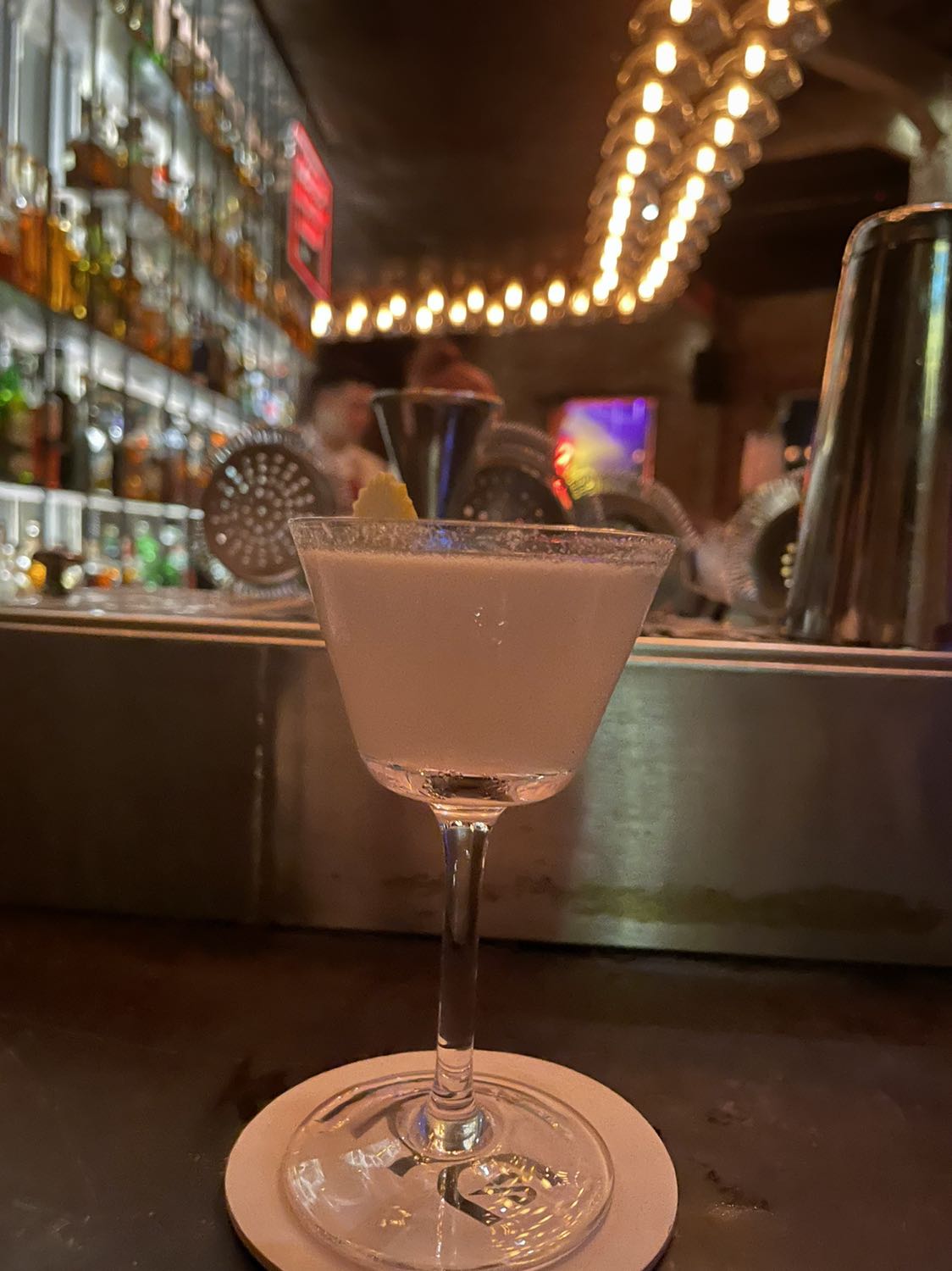 Lock&lock thì khỏi bàn nhen, bình dày dặn siêu đẹp, đóng gói kỹ, chắc chắn giao nhanh lắm luôn