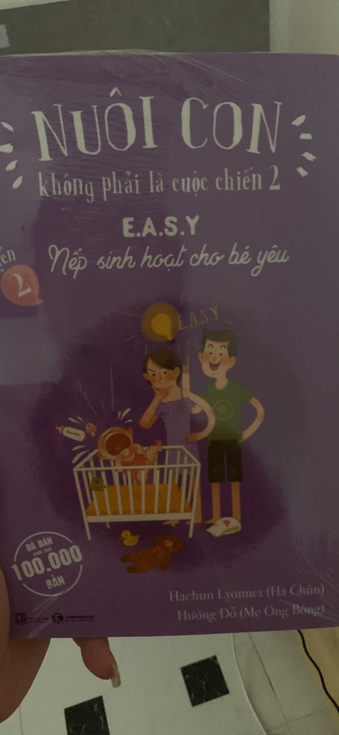 Mùa dịch nhưng giao hàng rất nhanh, shiper nhiệt tình, sách được đóng gói cẩn thận