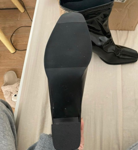 chất da bóng k có khoá tháo ra hơi khó