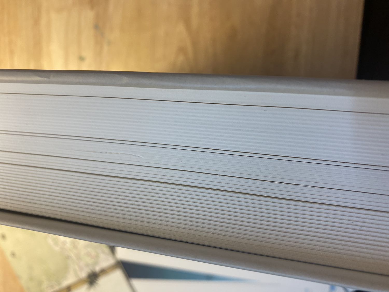 Xịn quá xịnnn 🤩🤩
Sách bìa cứng dày nặng nhg quá chất lượng đáng đồng tiền bát gạoo