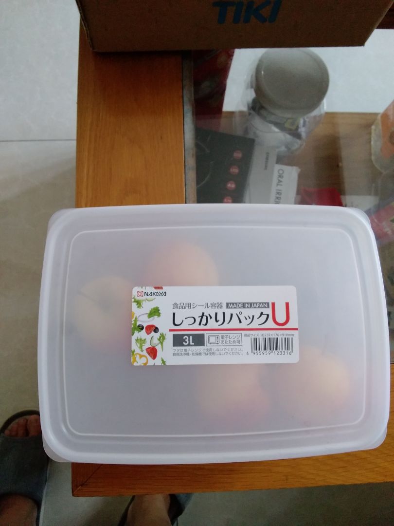 hàng nhìn đẹp, đựng trái cây nhịn sạch sẽ ,ngon mắt. nắp nhựa dẻo ,dễ đậy vạ kín.