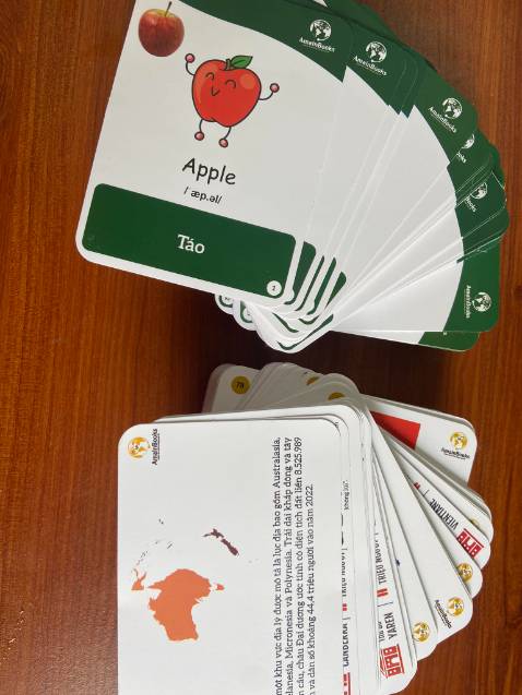 Đóng gói kỹ càng, hình ảnh bắt mắt dễ dàng học, chất lượng sản phẩm rất tốt phù hợp cho những bạn ms có con như mình để cho các bé học.