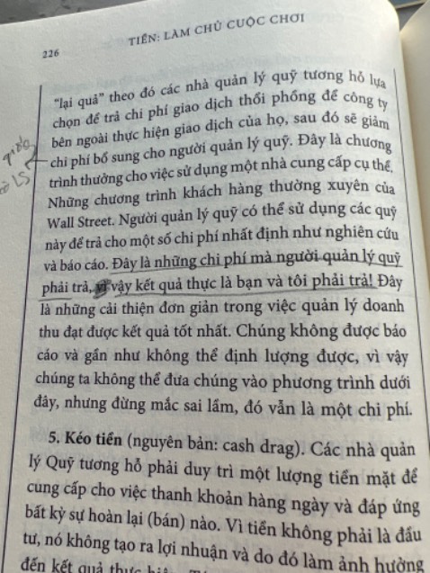 Nội dung: hay, thực tế và dễ đi vào thực hành. Tony Robbins thì khỏi nói vì sách của Tony thật sự mang tính thực dụng và có thể thực hành ngay khi vừa học được. 
Bìa, outlook: ok.

Chất lượng bản dịch: không tốt, khi đọc tạo cảm giác hình như có nhiều đoạn dịch từ AI, cảm giác như gg dịch chủ yếu. Đọc rất khó hiểu và phải tốn sức tập trung vào những phân đoạn không đáng để xem coi câu đó thật sự có ý nghĩa gì. (Mình đính kèm 1 ảnh ví dụ bên dưới). Sai chính tả còn nhiều. 

Tiki giao hàng nhanh dịch vụ ok.
Đối với người mua sách, việc chọn mua 1 quyển sách mà chất lượng dịch tệ thế này là 1 sự thất vọng.