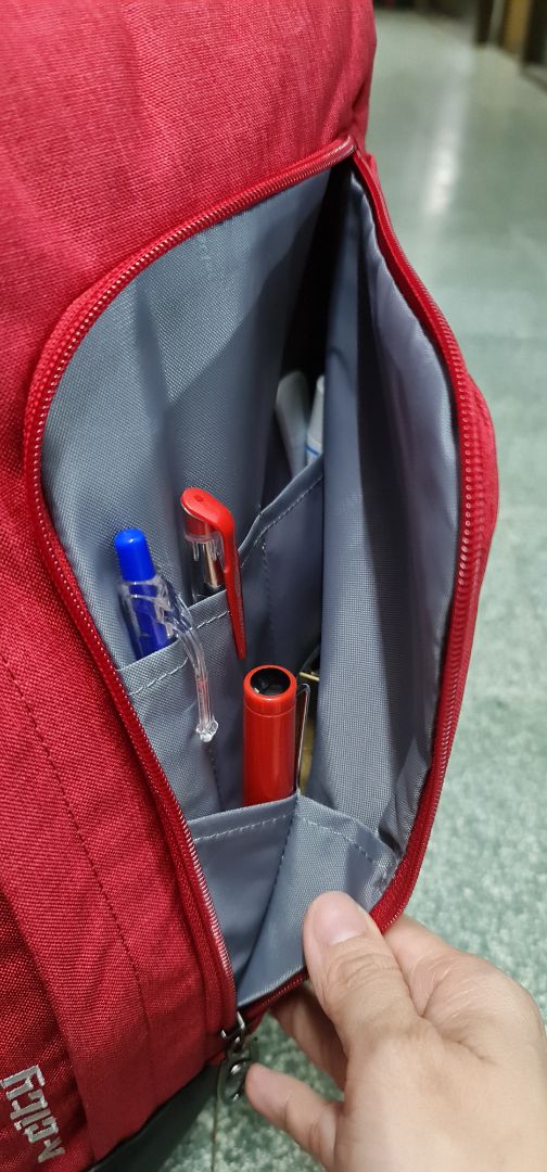 sản phẩm nhẹ, mình đựng laptop zenbook 14inch