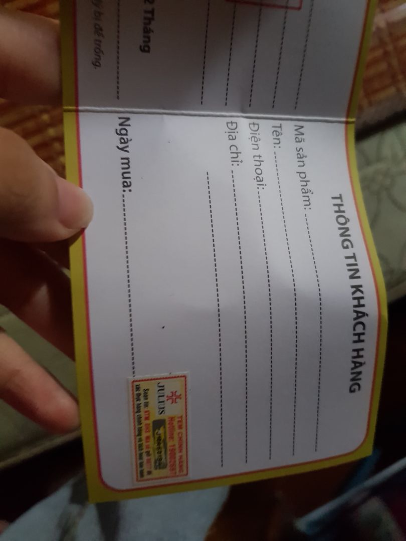 Giao hàng sớm. Đóng gói kĩ càng. Hộp chắc chắn. Đồng hồ rất đẹp. Đúng màu mình thích luôn. Dây đồng rất chắc chắn. Có phiếu bảo hành (nhưng mình vẫn chưa biết sử dụng phiếu đó như thế nào cả). Giao hàng sớm. Đóng gói kĩ càng. Hộp chắc chắn. Đồng hồ rất đẹp. Đúng màu mình thích luôn. Dây đồng rất chắc chắn. Có phiếu bảo hành (nhưng mình vẫn chưa biết sử dụng phiếu đó như thế nào cả).