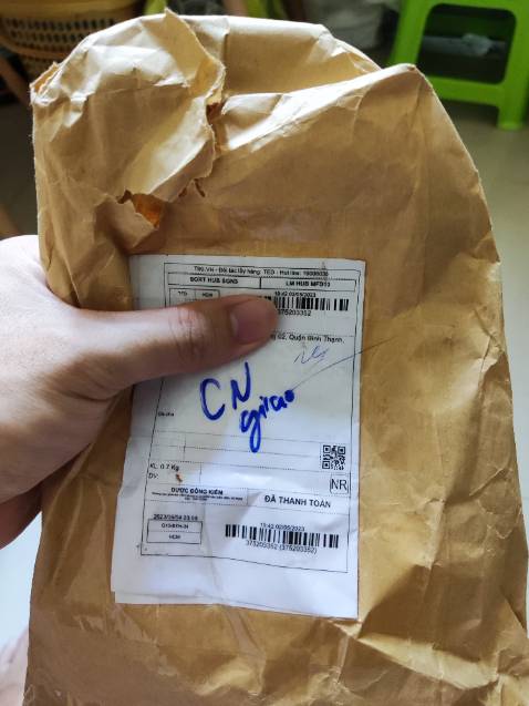 Quần lưới cực mỏng, gói hàng bằng gói giấy ko thể bần hơn. Ko hiểu sp tệ vậy mà vẫn lên tiki được. Cực kì thất vọng !!! Quần lưới cực mỏng, gói hàng bằng gói giấy ko thể bần hơn. Ko hiểu sp tệ vậy mà vẫn lên tiki được. Cực kì thất vọng !!!