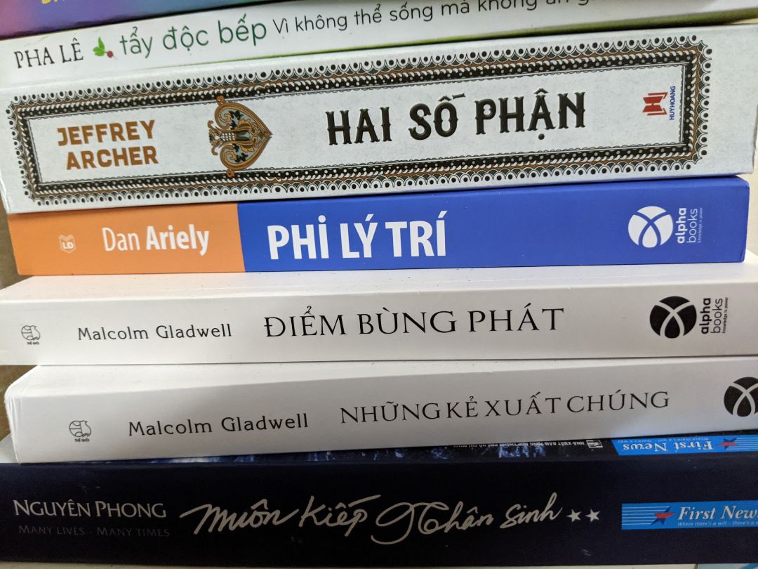 sách hay, gợi mở để hiểu được các vấn đề, đặc biệt tư duy phản biện