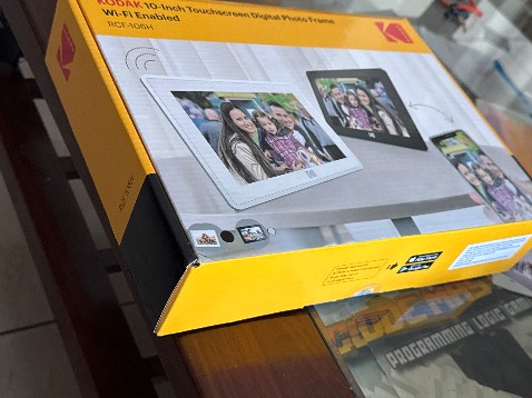 Nguyên hộp, nhận hàng sớm hơn dự kiến. Có đồng kiểm. Đúng mẫu.