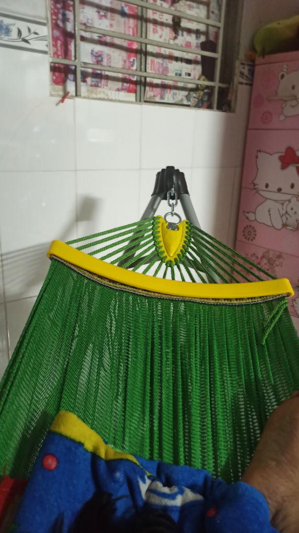 giao hàng nhanh, sản phẩm chất lượng cao. mọi người nên mua dùng ạ. kiểu dáng đẹp. khung sườn chắc chắn. nói chung là tuyệt vời.