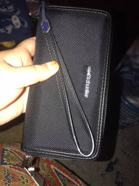 Ví rất tiện lợi, nhỏ gọn dễ mang đi. Đường may chắc chắn không thấy chỉ thừa. Mua liều nhưng so với giá chất lượng ổn áp quá. Màu sắc cũng đẹp nữa. Lần sau sẽ ủng hộ shop. 💯 Ví rất tiện lợi, nhỏ gọn dễ mang đi. Đường may chắc chắn không thấy chỉ thừa. Mua liều nhưng so với giá chất lượng ổn áp quá. Màu sắc cũng đẹp nữa. Lần sau sẽ ủng hộ shop. 💯