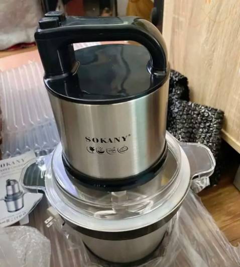 Mình thấy sản phẩm chuẩn ảnh shop đăng,mẫu nhìn trông chắc chắn lắm,xay khá tốt,mạnh nhé mn xay thịt,hay rau củ gì cũng xay đc hết