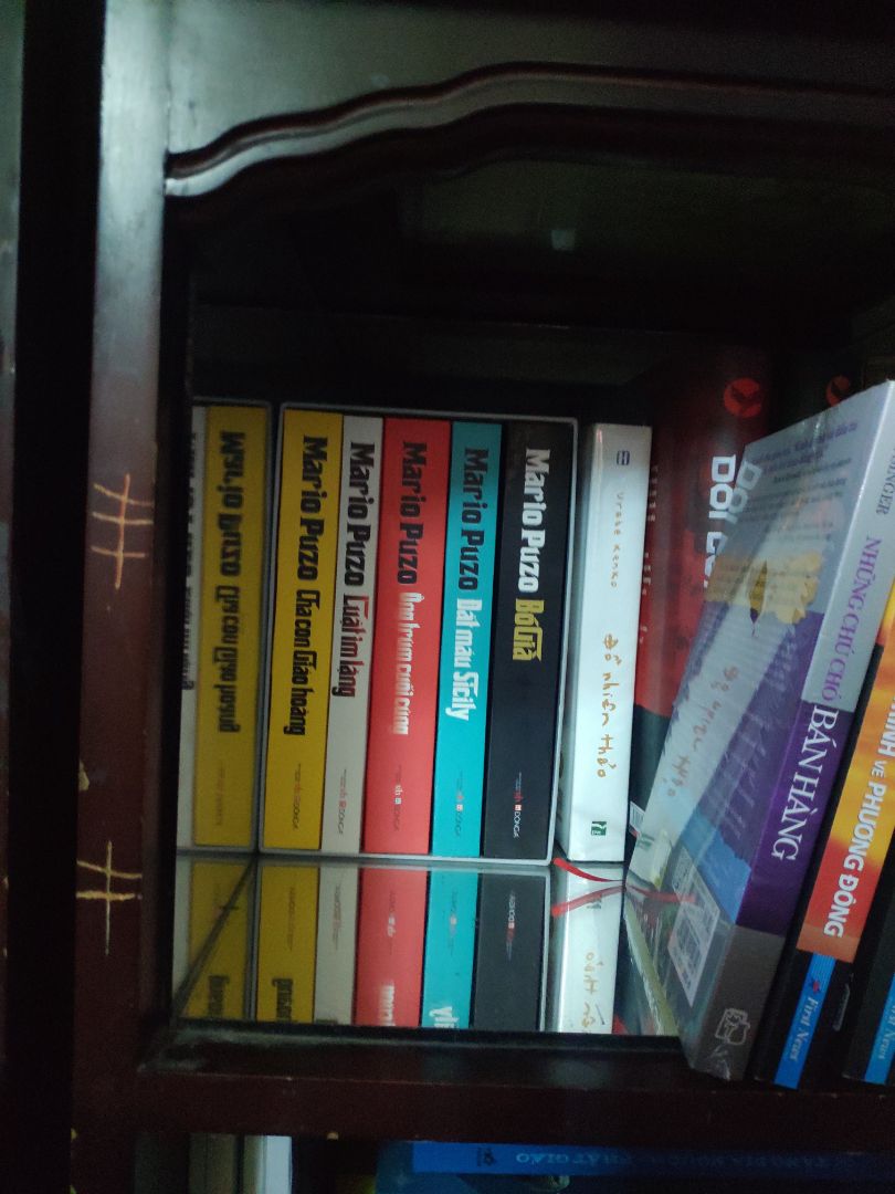 Sách đẹp, giao nhanh, nhưng mà hộp hơi móp nhưng sách vẫn ổn, sẽ ủng hộ