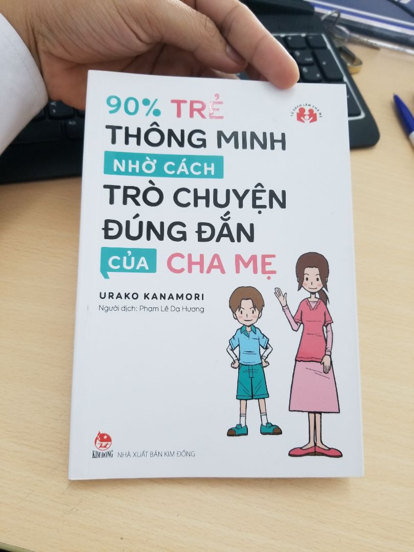 Nội dung sách rất hay. Là cha mẹ ai cũng sẽ có tâm lý muốn những điều thật tốt cho con mình. Thế nhưng rất nhiều lúc vì áp lực công việc, vì những thói quen nói chuyện hằng ngày mà mình vô tình nói những lời không hay với con và hối hận vì điều đó. 
Quyển sách như một lời nhắc nhở cho mình. Chắc mình sẽ đọc đi đọc lại quyển sách này.
Tiki giao hàng rất nhanh, sách hình thức đẹp, giấy chất lượng tốt.
Cha mẹ nên mua nhé!