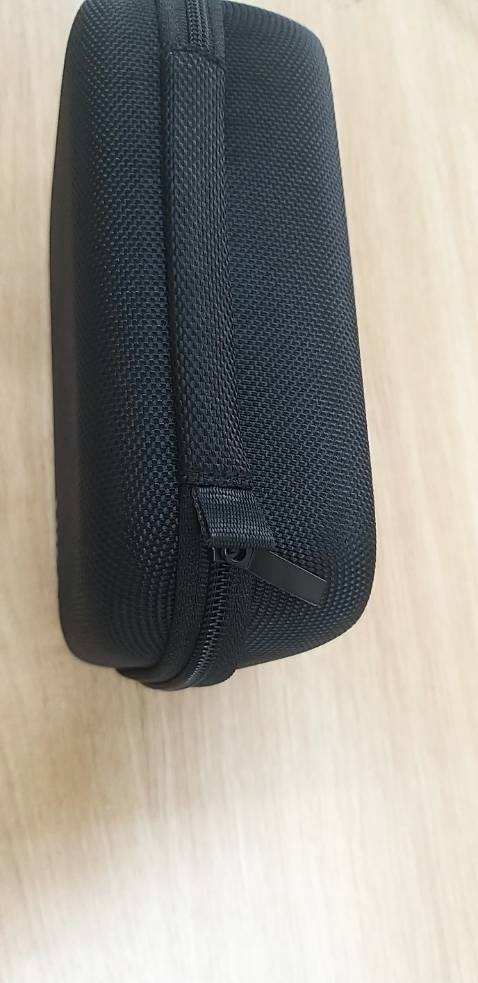 Sản phẩm như hình. Hộp cứng đúng ý mình. Các bạn xem thêm hình để biết kích thước thực tế có phù hợp với nhu cầu của bạn không nhé.