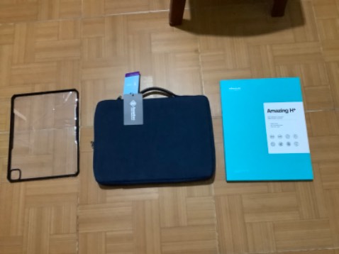 Giao hàng nhanh, vừa khít màn hình ipad pro M1 12.9”.