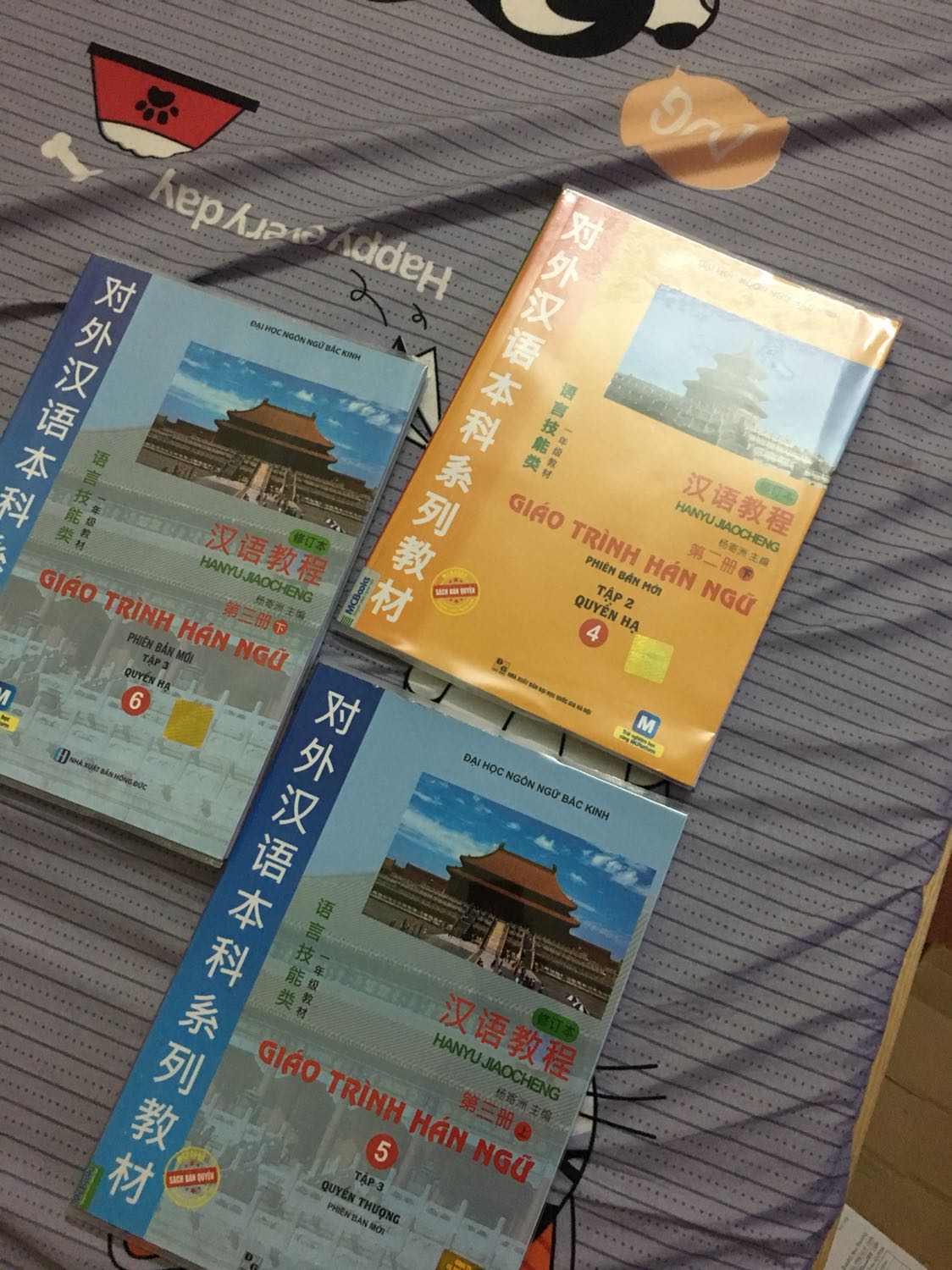 Mình mua 3q 4-5-6. Chất lượng sách tốt, shop còn bọc sách rất cẩn thận. Ship nhanh dù trong thời gian dịch. Nói chung là rất ưng ạ ❤️❤️❤️