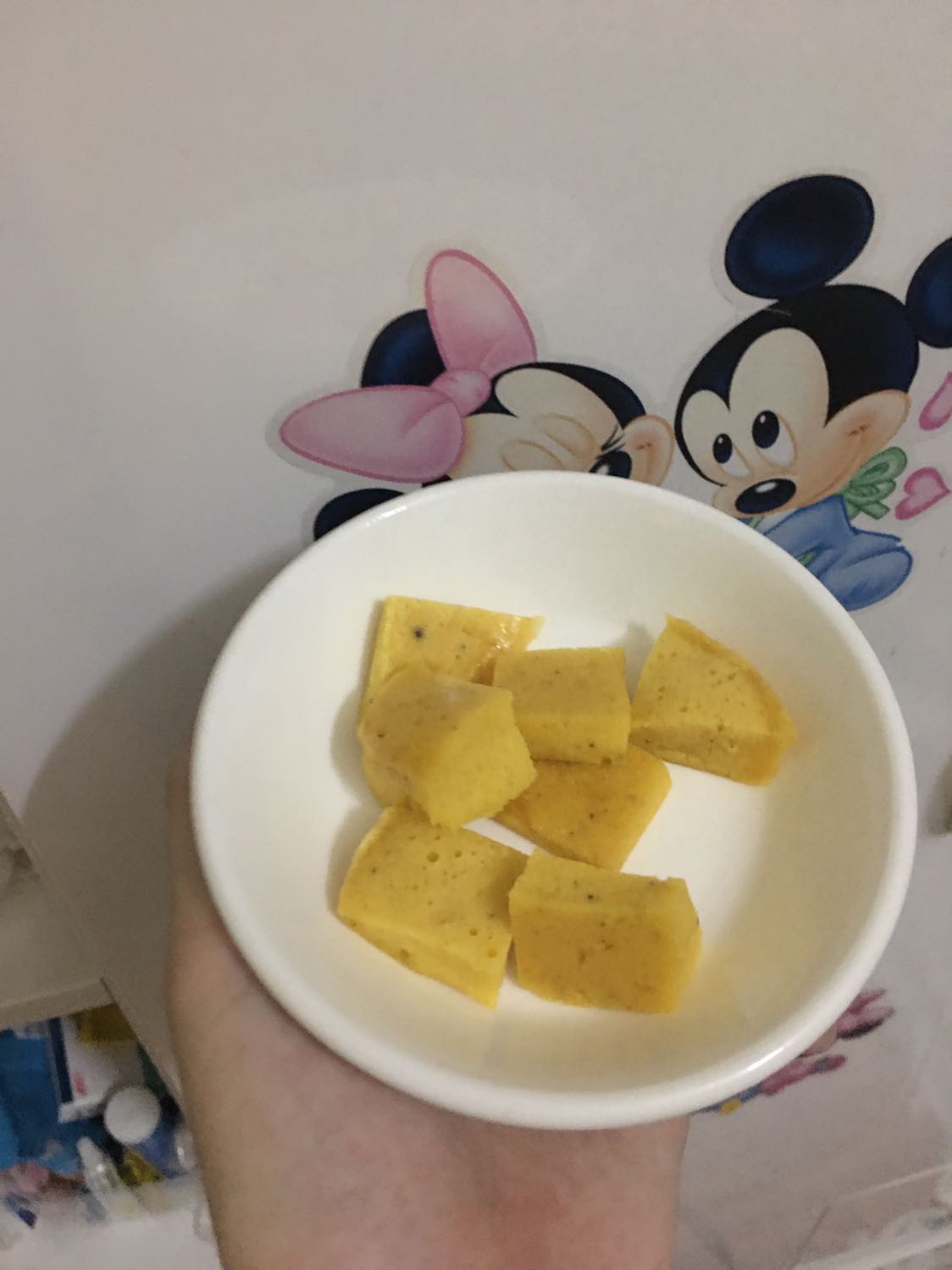 Hình ảnh chỉ mang tính chất nhận xu. Uống thơm ngon nhưng bé nhà mình không hợp tác lắm