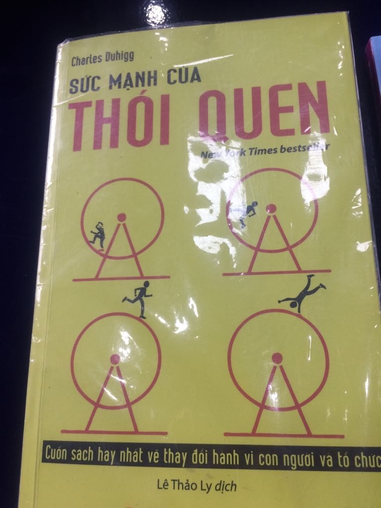 Phần 1 đọc ok, phần 2 dịch có vấn đề hay sao ấy, đọc không thoát ý chính, Phần 3 chưa cả đọc. Dài mà không được cô đọng, nhiều VD nghiên cứu. Nói chung kỳ vọng hơi cao về quyển này mà lại không được như ý lắm. CL sách thì ok, giao hàng sách của tiki thì nhanh rồi, có điều mình ở tỉnh nên bị méo hộp cơ mà sách vẫn ổn không sao nên thông cảm cho tiki.