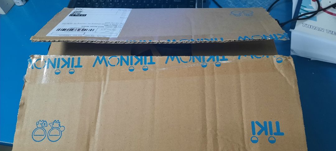 tiki giao hàng rất nhanh, đóng gói cẩn thận, sp date mới. Chưa dùng nên không biết chất lượng thế nào nhưng rất hài lòng về sp đã mua.